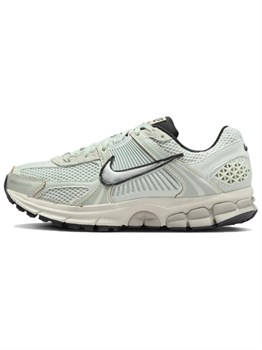 Кроссовки Nike Zoom Vomero 5 Light Silver Chrome Women's 60011859 - фото 8368720