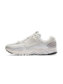 Кроссовки Nike Zoom Vomero 5 Sp Vast Grey 59826806 - фото 8413236
